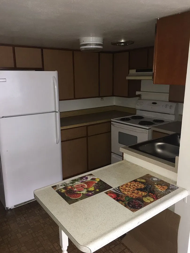 St. Clair Apartments LLC — Photo 2
