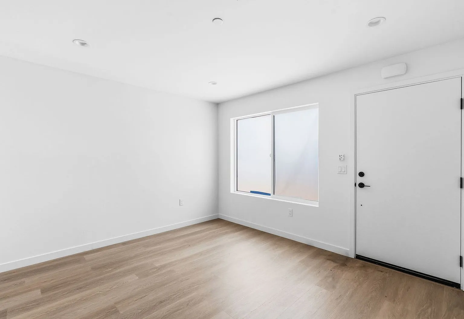 6638-6644 Valjean Court — Photo 4