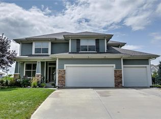 16845 W 163rd Ter, Olathe, KS 66062