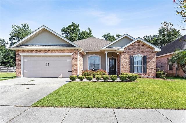 1st image of 2912 Alana Ln