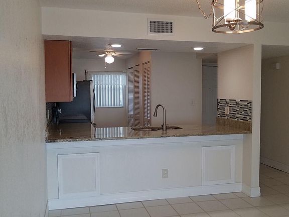 5th image of 1700 N Atlantic Ave APT 244
