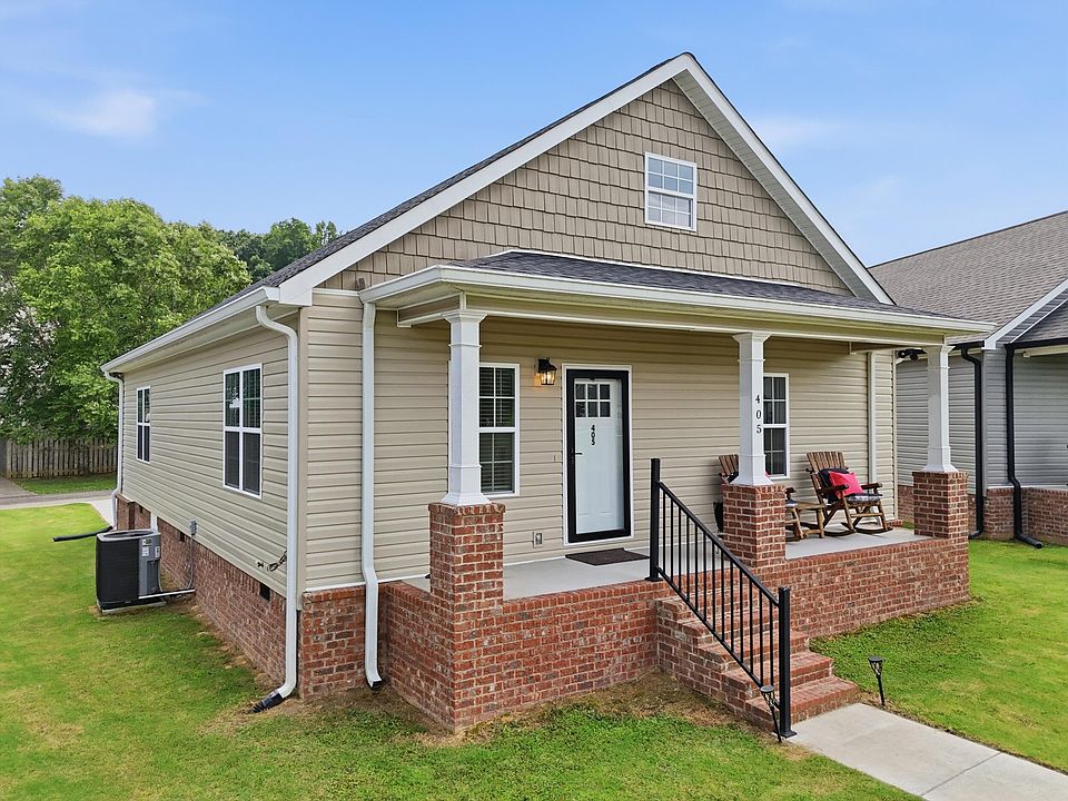 1st image of 405 Coahulla Creek Dr