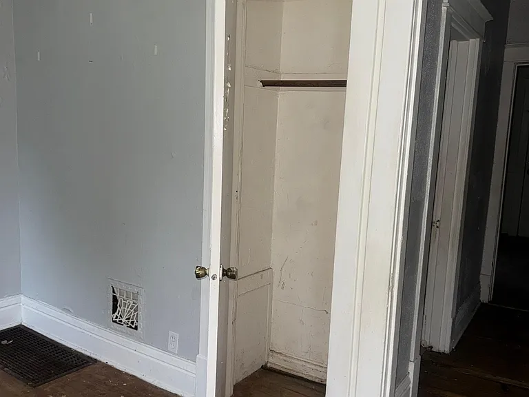 3738 Sylvan Pl — Photo 31