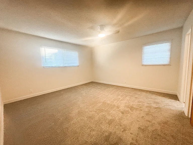 5240 Prosperity Ln — Photo 15