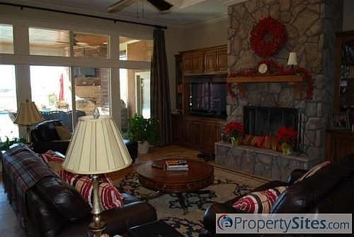 3rd image of 394 Turtle Creek Dr