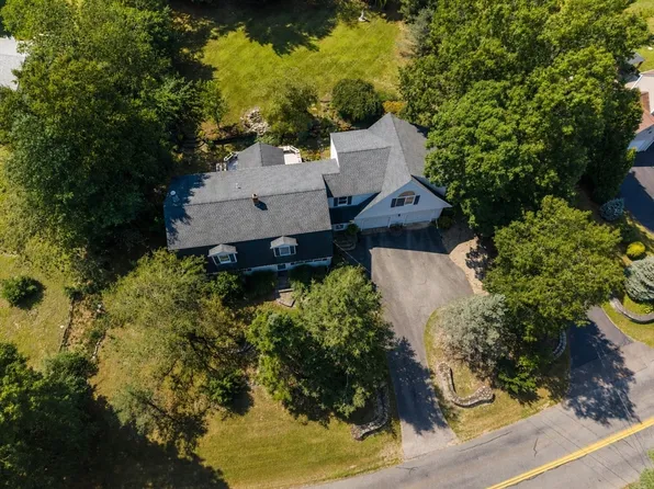 36 Pine St, Berkley, MA 02779