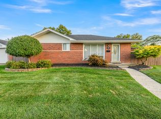 22016 Visnaw St, Saint Clair Shores, MI 48081