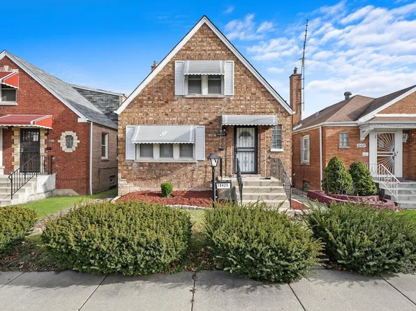 10425 S Calumet Ave, Chicago, IL 60628