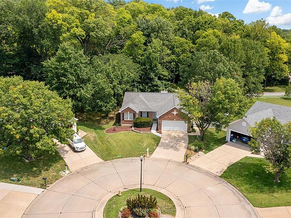 3rd image of 6202 Hawkins Farm Ct