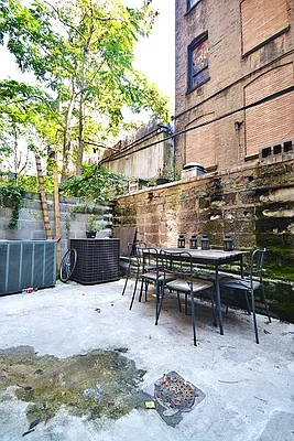 Rented by Bold New York | media 39