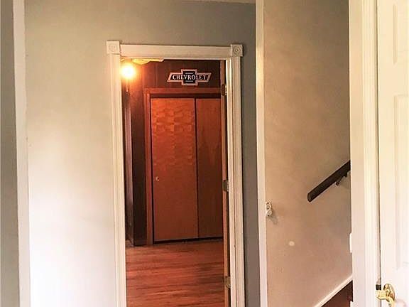 4th image of 1646 Flatwoods Rd