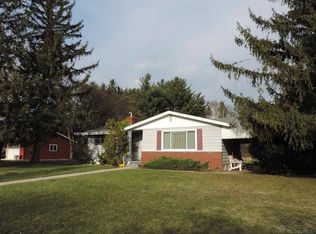 7236 Brockway Rd, Yale, MI 48097