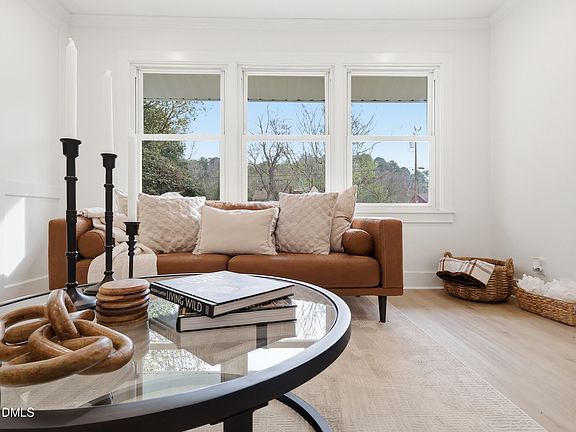 4th image of 1513 Mountain View Ct