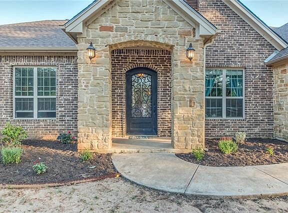 4th image of 109 Private Road 3360