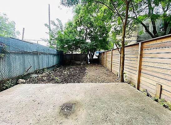 5th image of 71 Clermont Ave