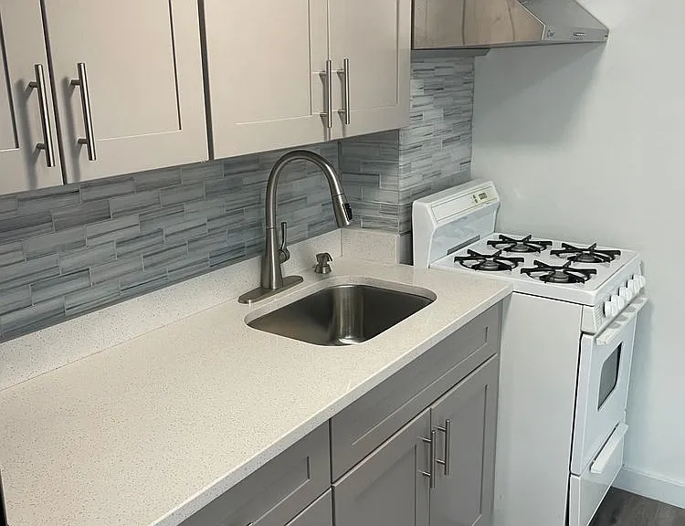 357 W 120th St #3R — Photo 4