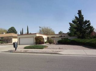 7804 Sierra Azul Ave NE, Albuquerque, NM 87110