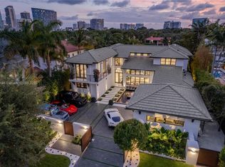 Bay Point, Miami, FL 33137