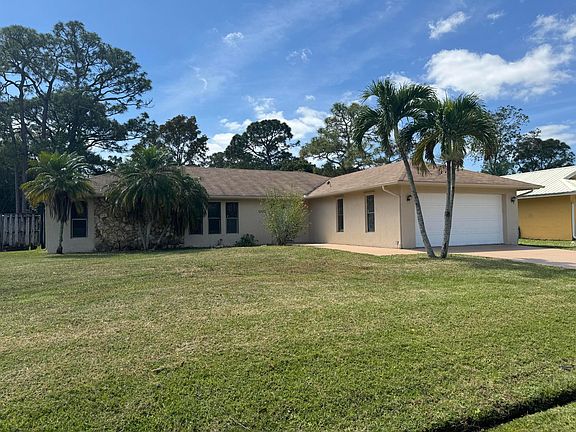 3rd image of 1026 SE Albatross Avenue