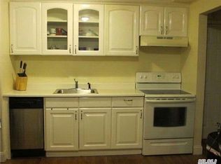 21407 Waters Edge Dr #1, Bayside, NY 11360