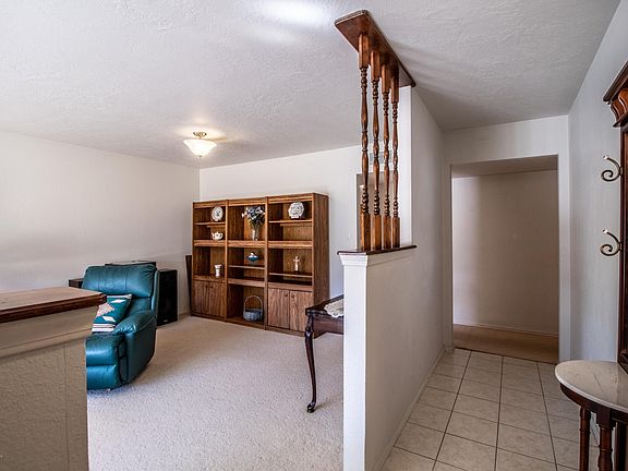 3rd image of 3819 N Dustin Ave