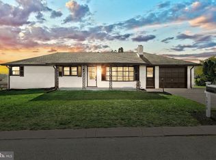 3070 Imperial Dr, Dover, PA