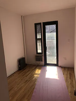 Rented by Living Space | media 32