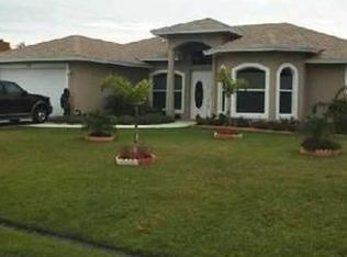 2656 SE Tiffany Ave, Port Saint Lucie, FL 34952