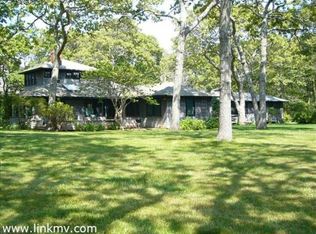 1054 Main St, Tisbury, MA 02568