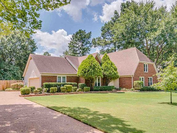 2nd image of 9149 Fox Ridge Rd