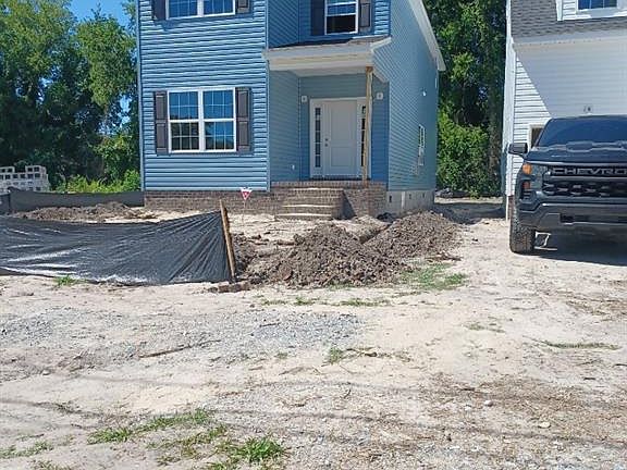 2nd image of 1404 Centre Ave