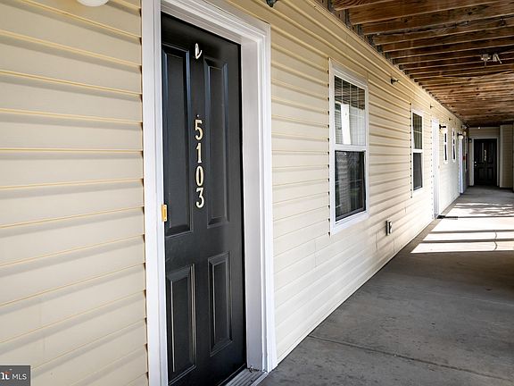 3rd image of 5103 Caitlins Way #5103