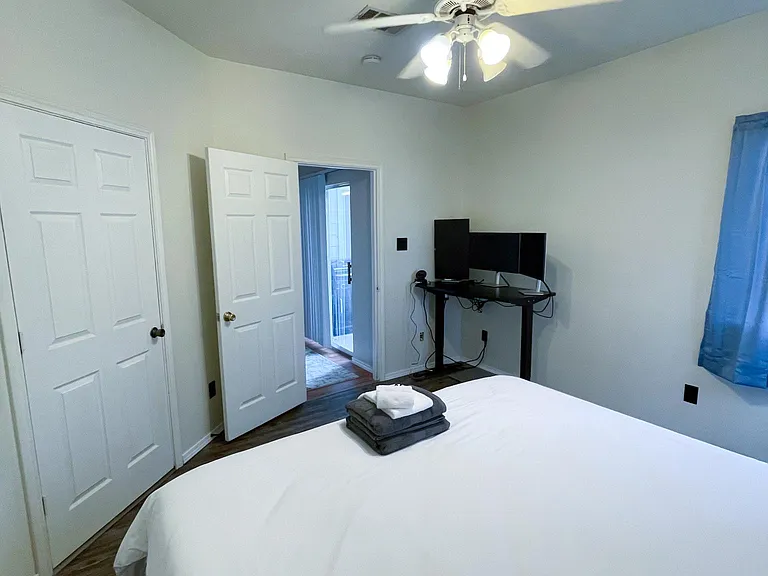 117 Cedargrove St — Photo 14