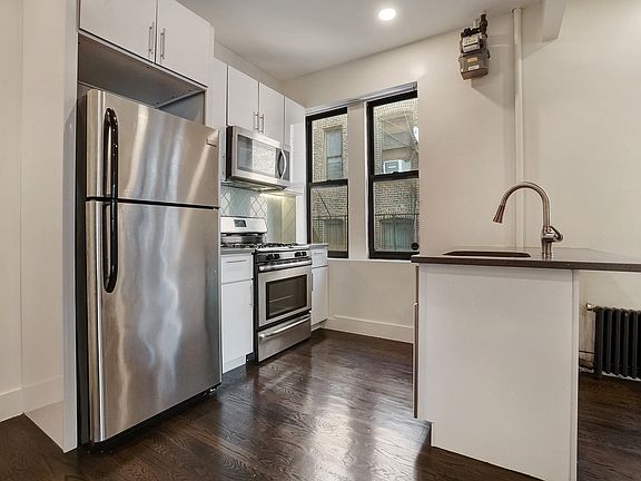 3rd image of 3750 Broadway APT 55