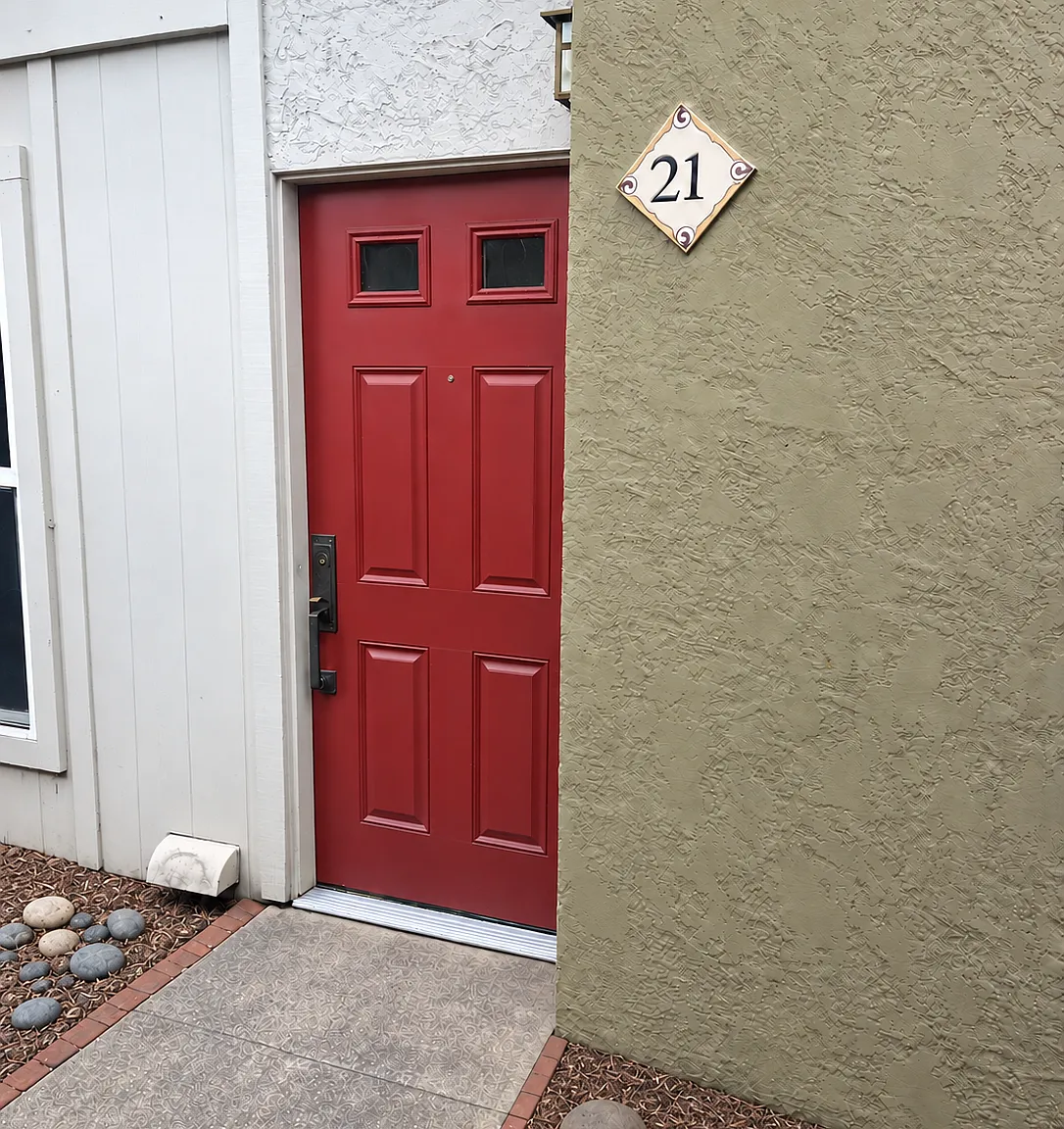 2 bed, 1.5 bath, 1144 sqft, $2,950 — Photo 2