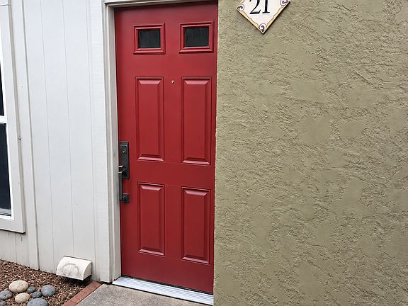 2nd image of 651 Moraga Rd APT 21