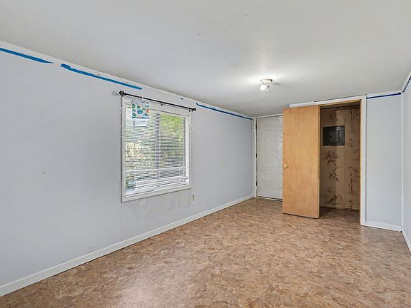 4th image of 20 Bates Creek Rd