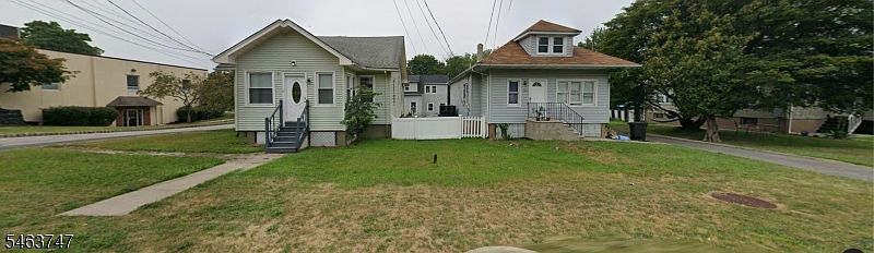 1st image of 1745 -1749Ratzer Rd