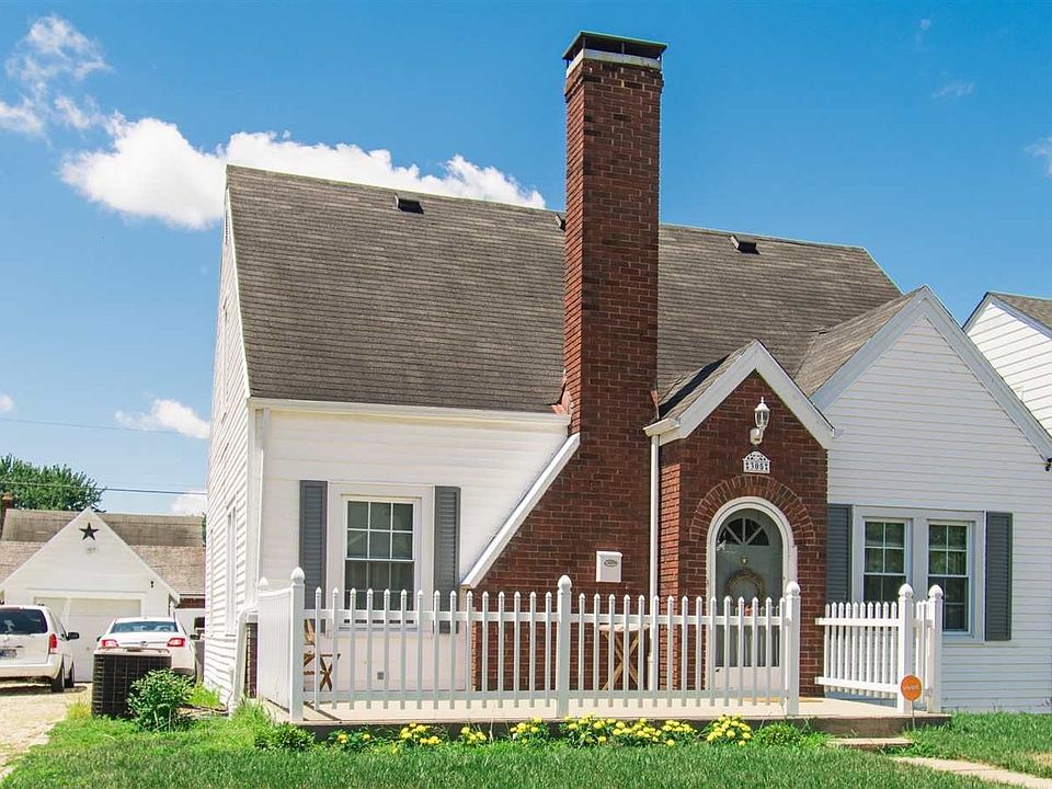 1st image of 305 Carter Blvd