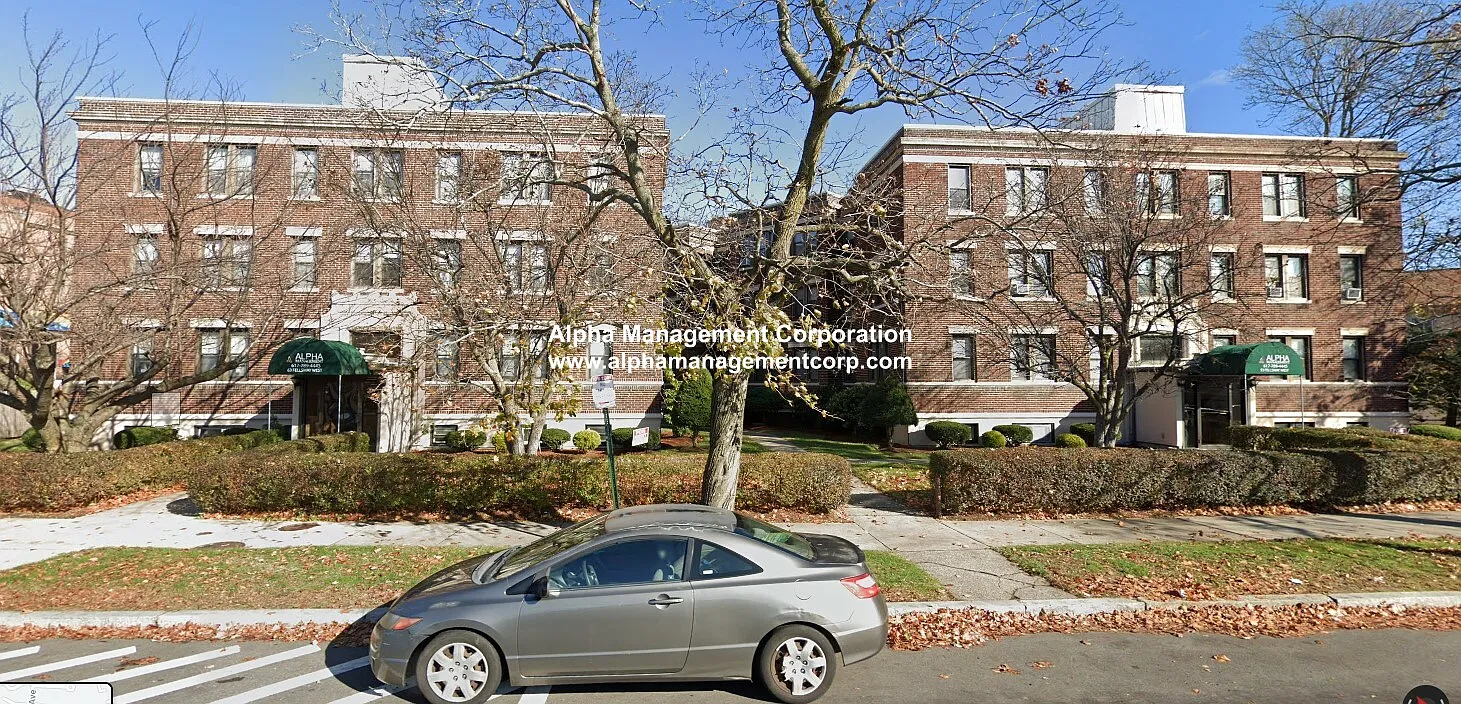 1 bed, 1.0 bath, $1,800 — Photo 1
