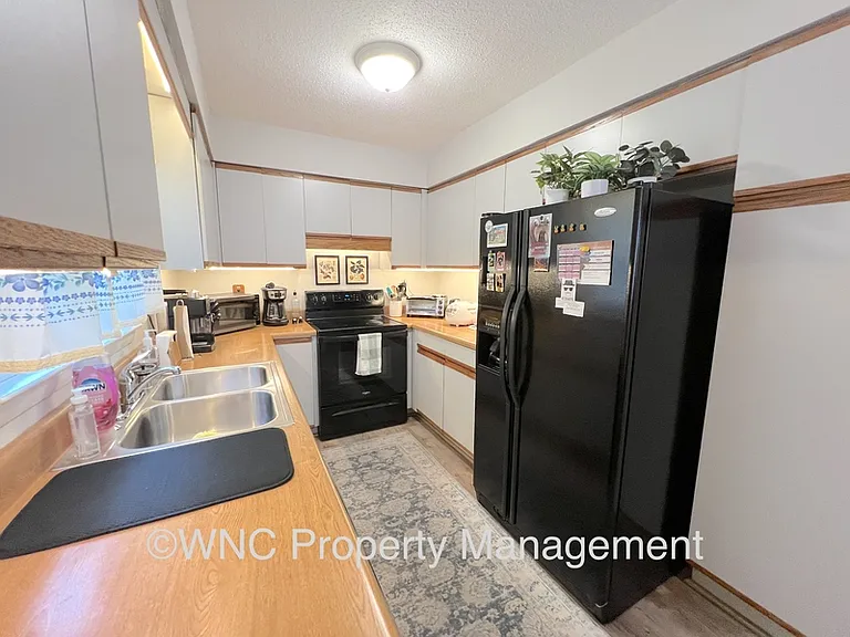 53 Tipperary Dr — Photo 6
