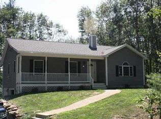 21 Village Green Dr, Ogunquit, ME 03907