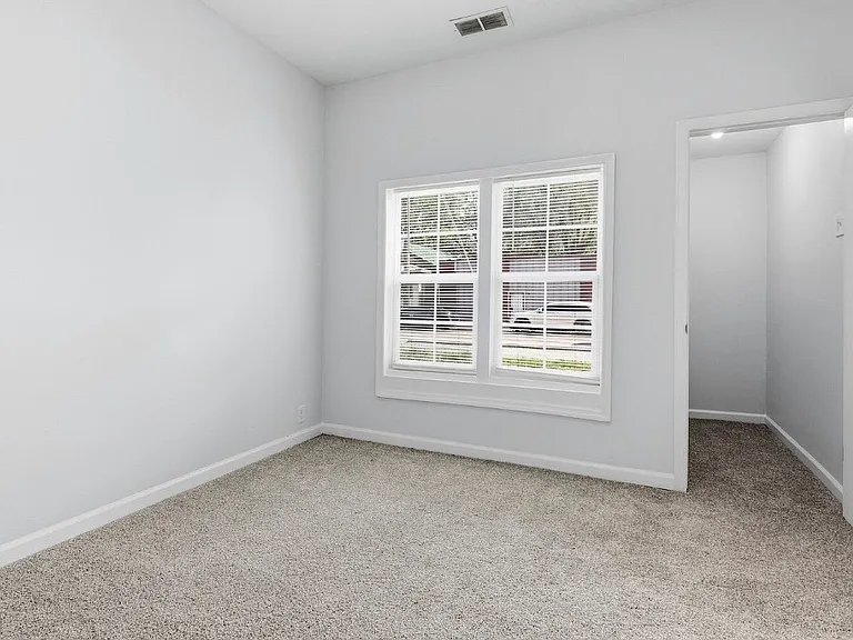 4004 E Michigan St — Photo 14