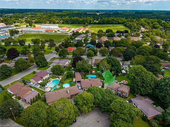 2nd image of 9 Normandy Cir