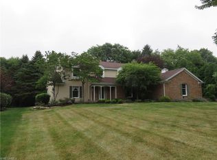 1210 Briarview Ave NW, North Canton, OH 44720