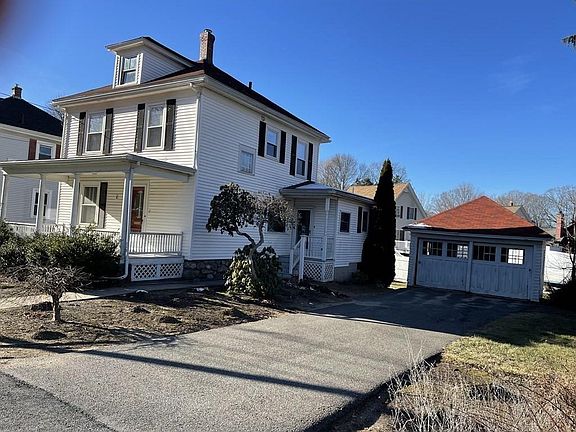 3rd image of 77 Gardner St