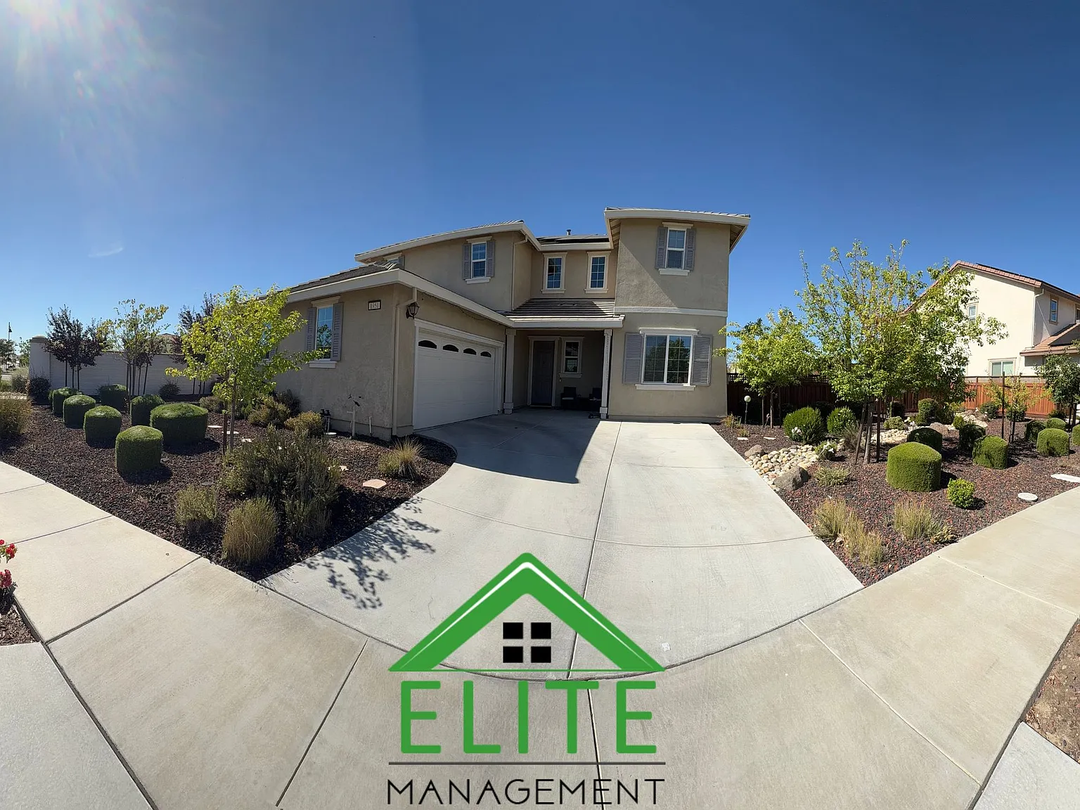 5 bed, 3337 sqft, $3,450 — Photo 2