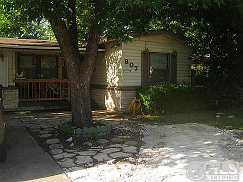 1st image of 807 Carswell Ter