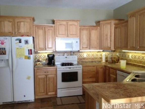2nd image of 401 Ronald Ave