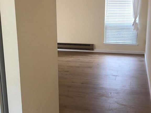 2nd image of 332 Grant Ave